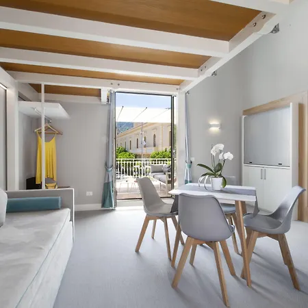 La Piazzetta بيت ضيافة سورينتو