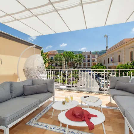 بيت ضيافة La Piazzetta