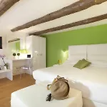 La Piazzetta 4*