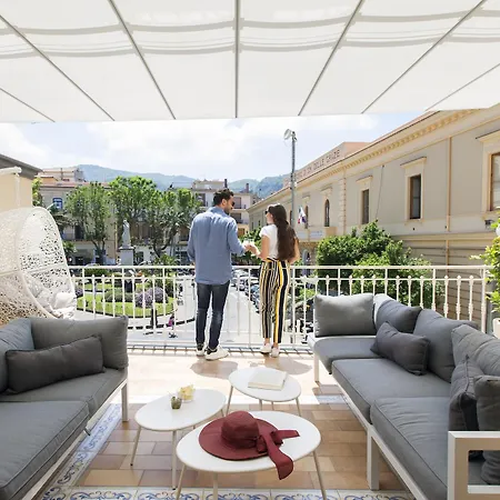La Piazzetta Гостьовий будинок Сорренто