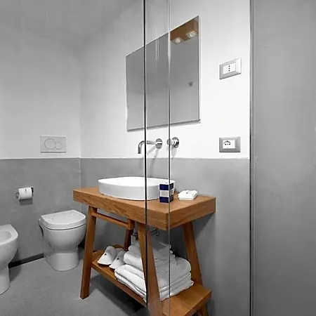 La Piazzetta 4*