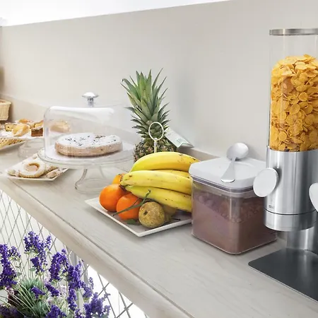 La Piazzetta Pensión 4*