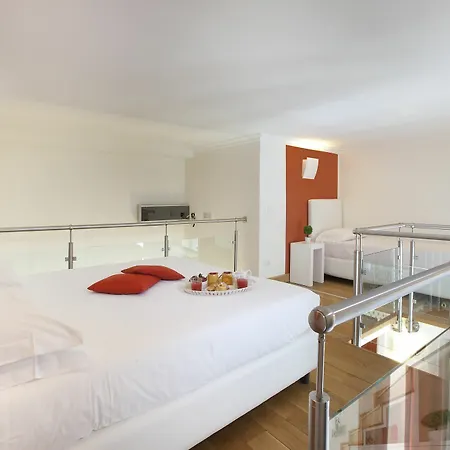 Pensión La Piazzetta 4*