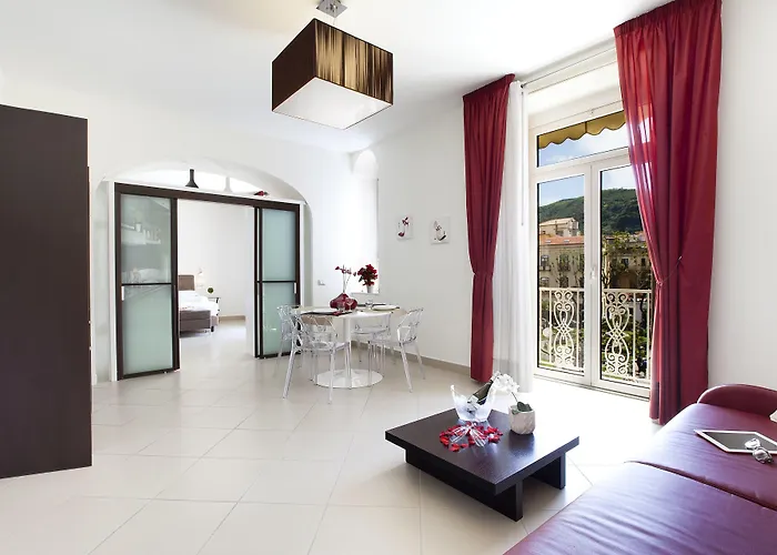 La Piazzetta Sorrent