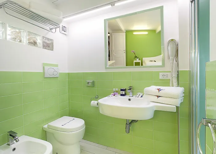 Gasthof La Piazzetta Sorrent